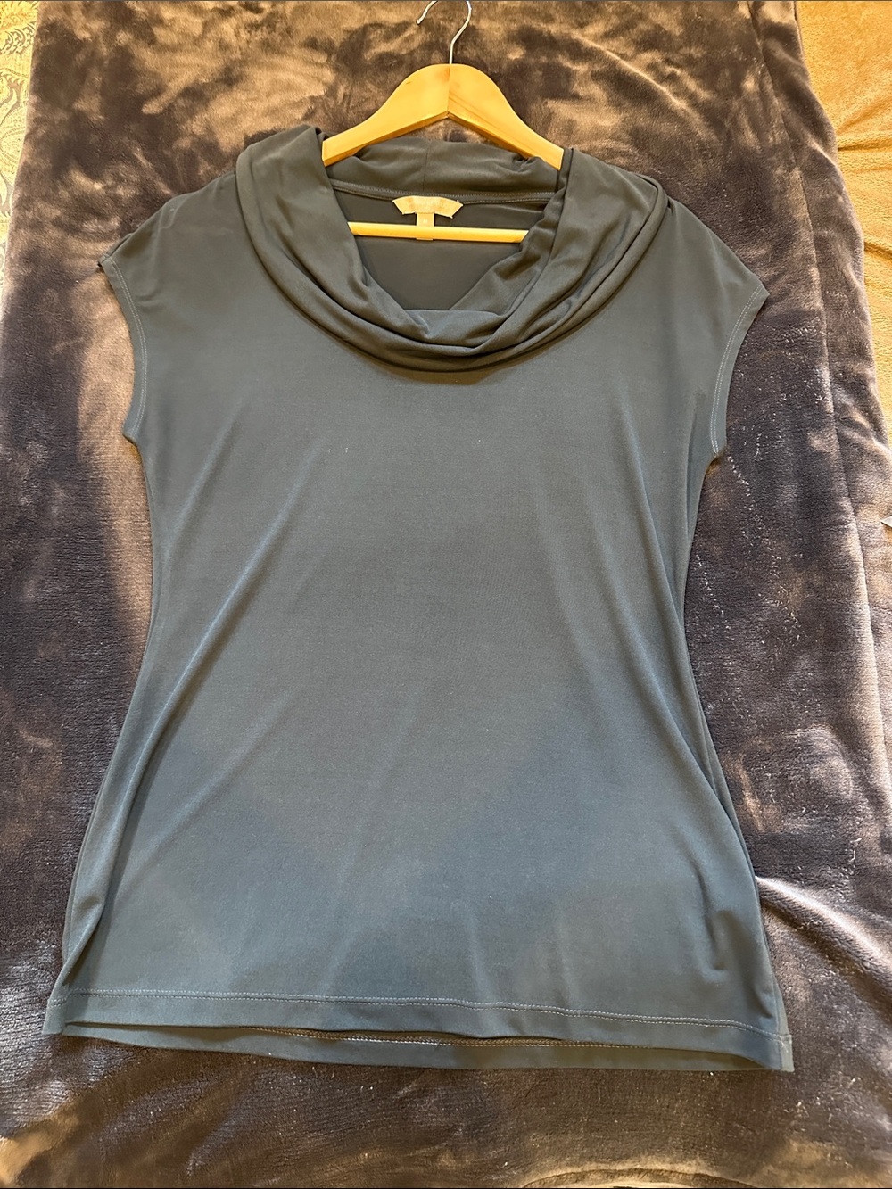 Banana Republic Slate Cowl Neck Cap Sleeve Top